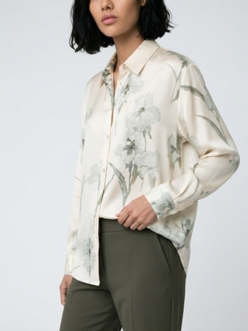 Vince Cream Floral Long Sleeve Button Down Silk Blouse Size M